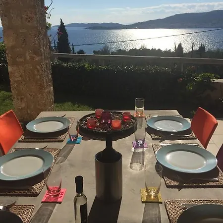Spetses View 300sqm ***** * Porto Heli