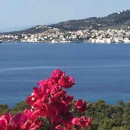 Villa Spetses View 300sqm ***** *